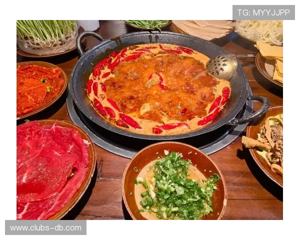 火锅大挑战：根据目标摆出创意造型，尽享美味与趣味的双重盛宴